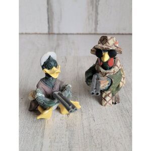 Unique duck hunters quail shot gun figure set bird
